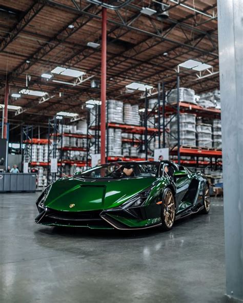 lamborghini verde hermes.